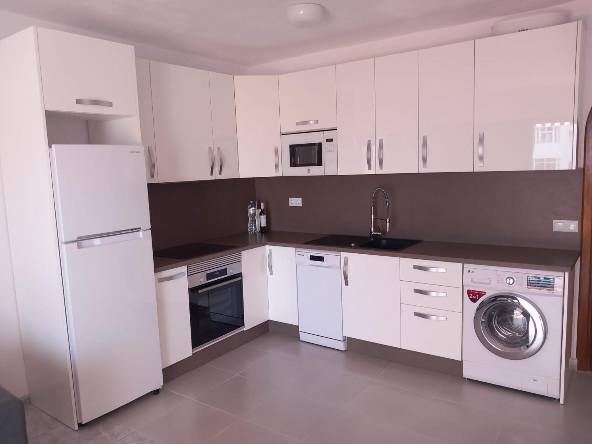 Victoria Court 2- Lovely Apartment 25 Arona  Exterior foto
